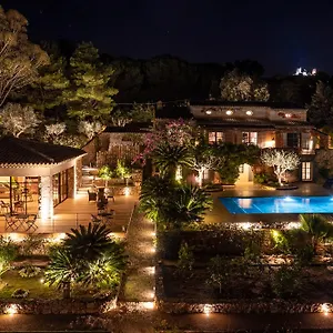  Bed & Breakfast Le Clos De Mansart France
