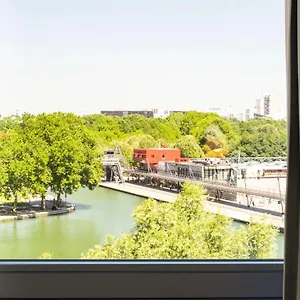 Otel Ibis La Cite Des Sciences 19eme