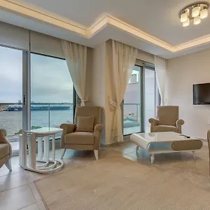 Paris Konukevi Çeşme